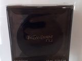 une photo d'un flacon de parfum Yves Saint Laurent