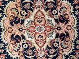 tapis persan ancien à motif floral sur fond bleu
