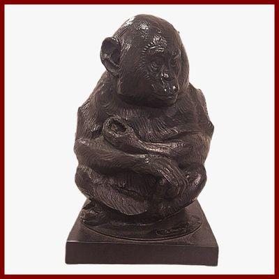 COLLIN Alberic 1886-1962 : Singe assis, les bras croisés.