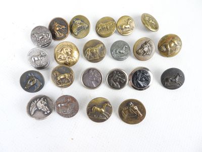 plusieurs types de boutons différents sur un fond blanc