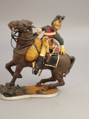 Figurines d'artistes - Empire, 90 mm, Dragon à cheval, sur b…