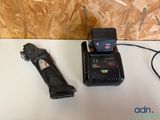 deux outils posés sur une table