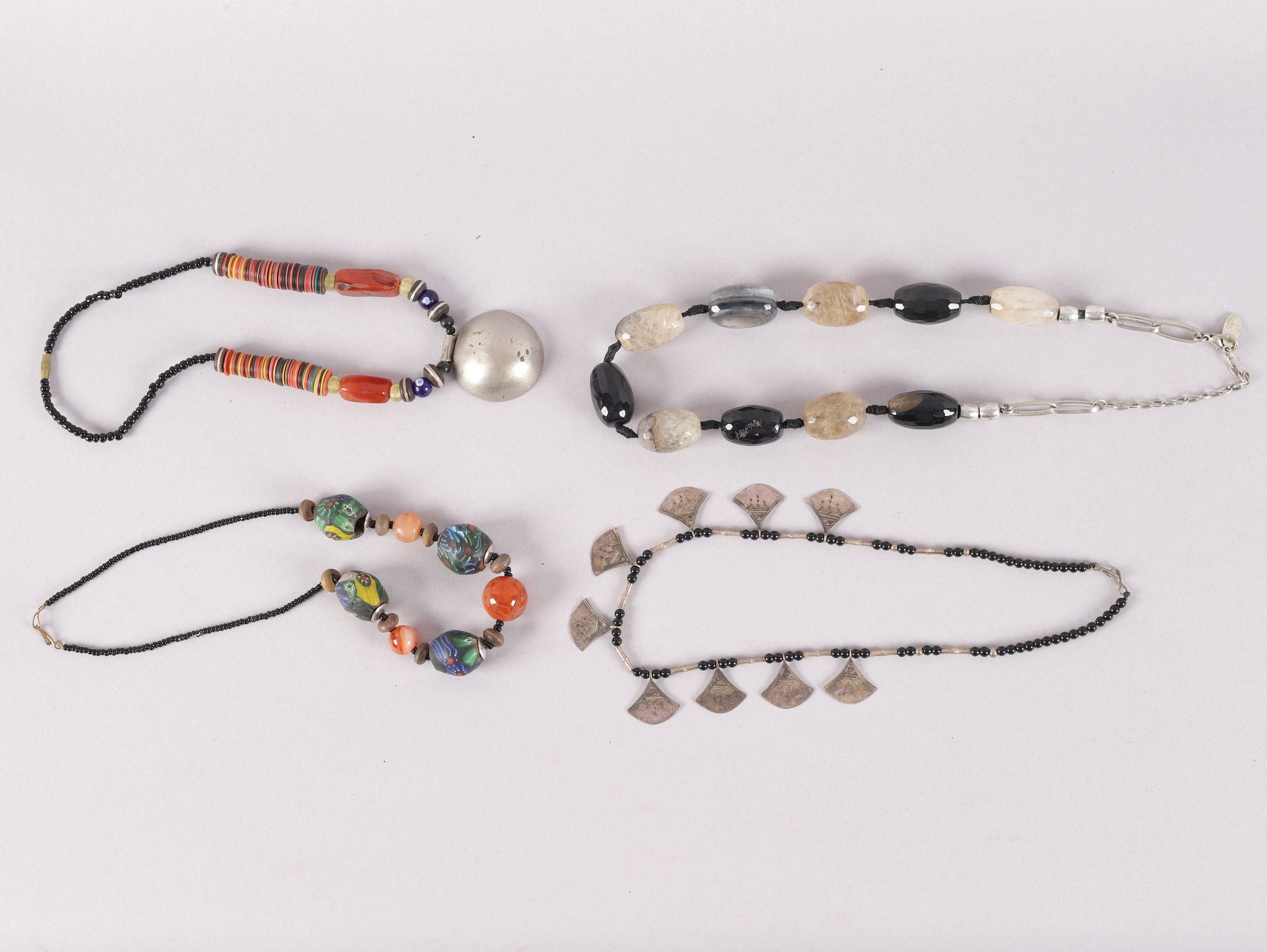 Objets d'art & Curiosités