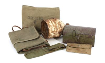 an image of a group of items that are sitting on a table