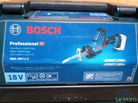Scie sabre sans fil BOSCH PROFESSIONAL dans sa boîte de rang…