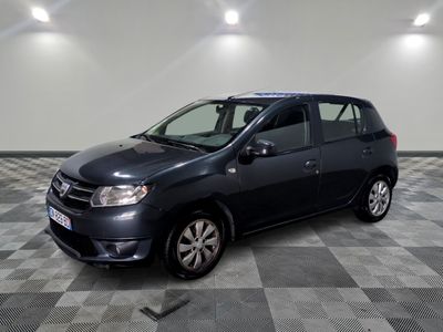 Dacia - Sandero 1.5 Dci 90 Fap LaurÉAte Black Touch - GO - M…