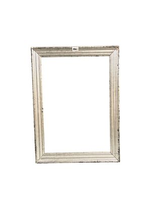 un cadre photo blanc sur un mur blanc, avec un fond blanc