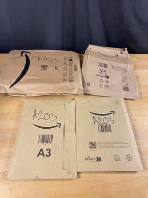 Lot de 4 colis Mystère (Retour Amazon,NPAI ,Adresse incomplè…
