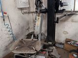 une machine qui se trouve dans le coin d'une pièce