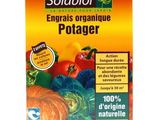 une boîte de pommes de terre bio Solaboi sur fond blanc