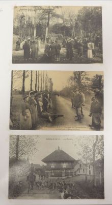 plusieurs vieilles photos en noir et blanc montrant des personnes dans un parc