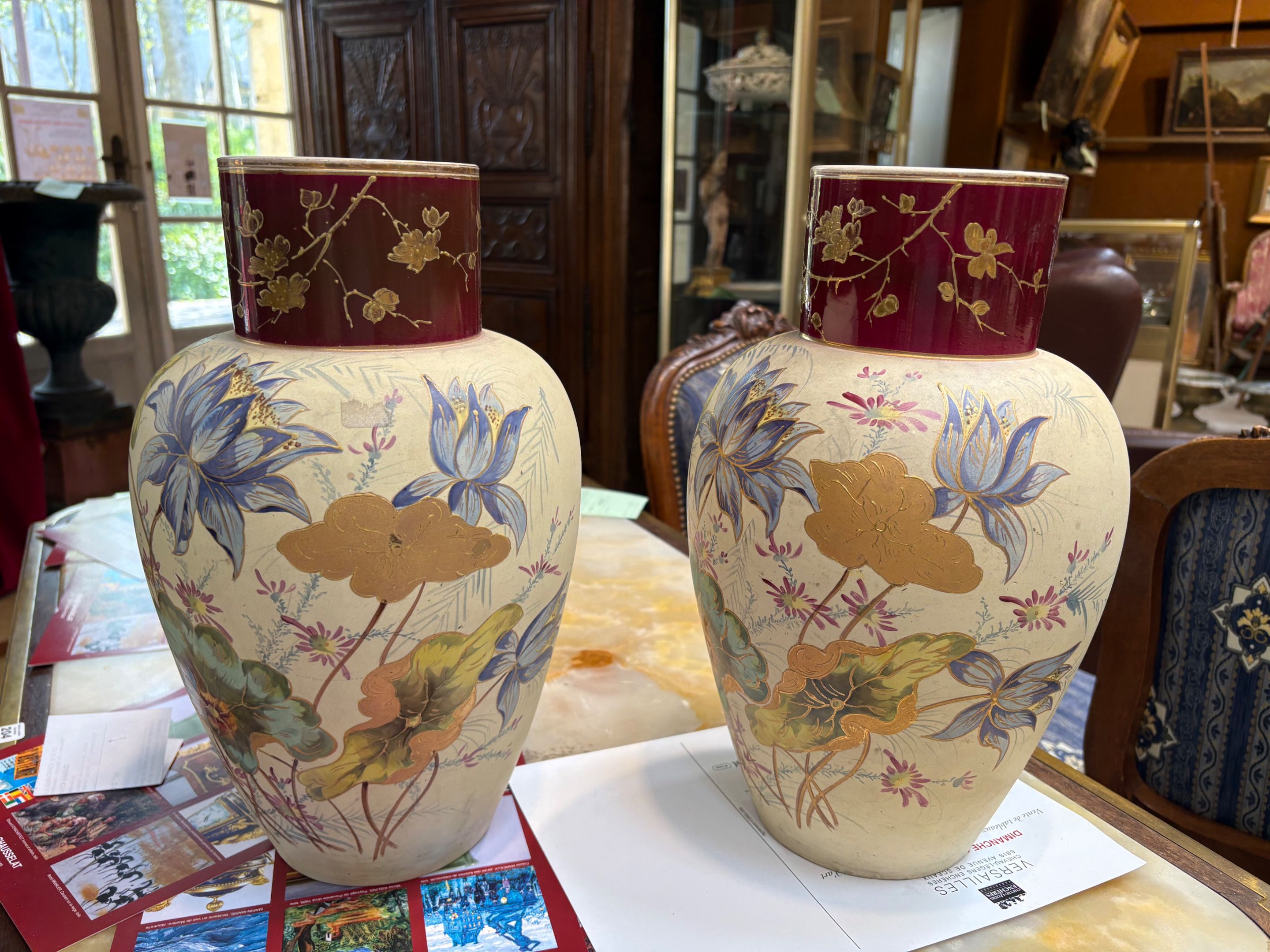 Objets d'art & Curiosités