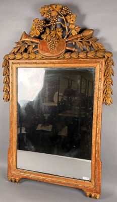 a mirror that is sitting on a table