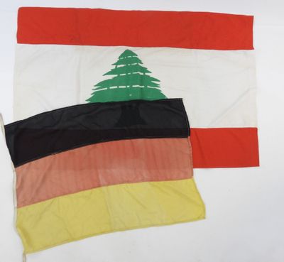 Ensemble de 4 drapeaux, Liban, 116x78, Allemagne, 85x60, deu…