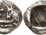 un gros plan d'une pièce de monnaie avec un visage dessus