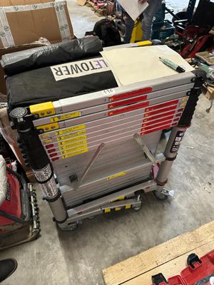 a cart that is sitting in the middle of a room