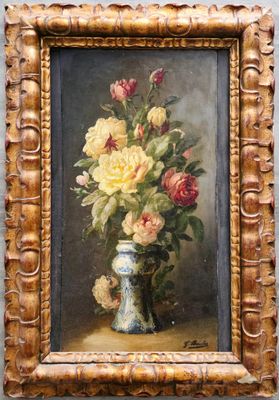 une peinture de roses dans un vase sur une table
