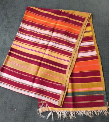 Tenture tissée à décor de bandes Afrique du nord