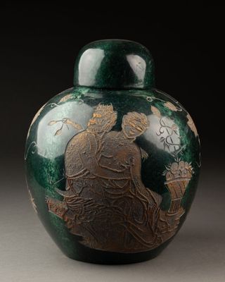 PARIS. Grand VASE couvert de forme ovoïde à décor d'un satyr…