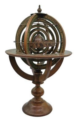 une image représentant un globe terrestre en bois et en métal posé sur un socle