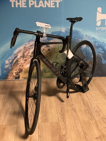GIANT – Vélo musculaire Defy Advanced Pro 0. Taille M. Carbon/Blu...