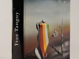 Sur la couverture du livre *Yes Tanguy*, on voit le personnage représenté sur un fond blanc.