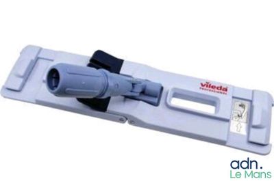 Lot de trois Cadres MOP Vileda Professional UltraSpeed Pro.