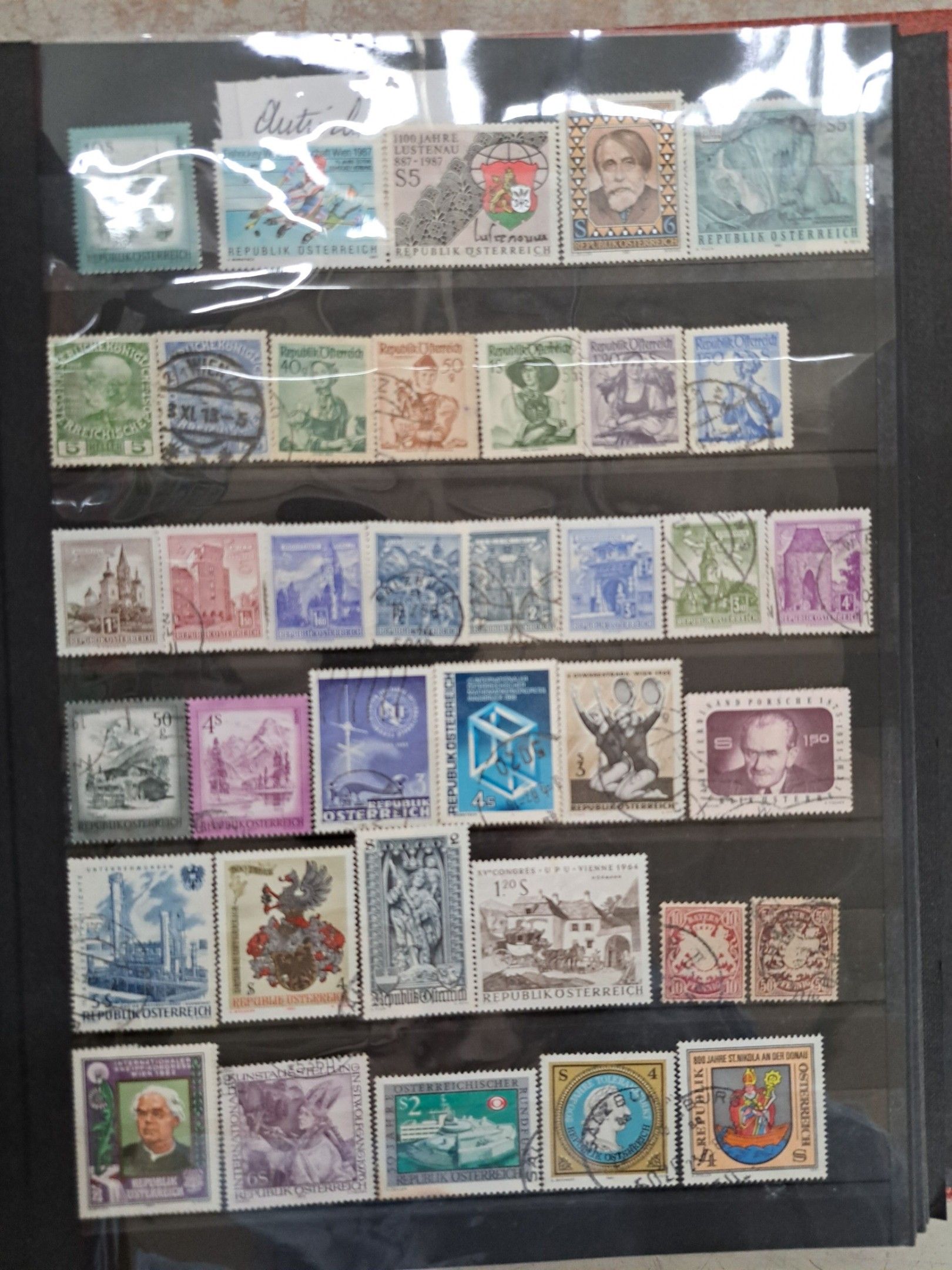 Objets d'art & Curiosités