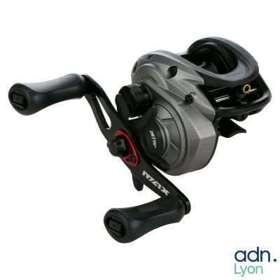 a close up of a fishing reel on a white background