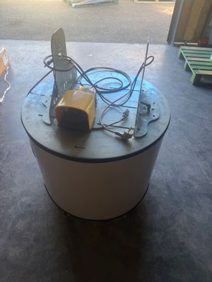 Machine à emballer (vendu en l'état) A retirer à Fleury sur …