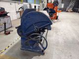 a machine that is sitting in the middle of a room