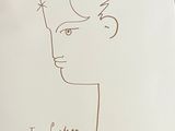 dessin représentant un homme à tête d'oiseau sur une feuille de papier
