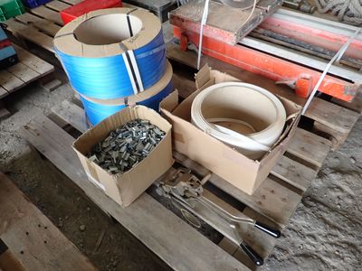 many different types of wires on a pallet
