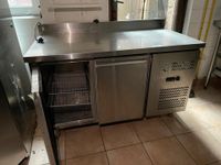 Tour réfrigéré 2 portes inox sans marque apparente