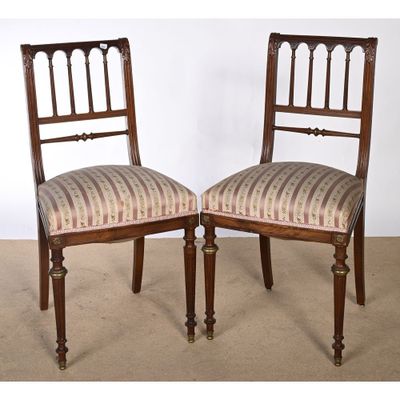 PAIRE DE CHAISES DE STYLE LOUIS XVI en acajou à dossier à ba…