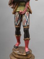 Porte-torchère en bois sculpté, laqué en polychromie et doru… (photo 6)