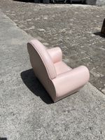 Fauteuil club d'enfant en skaï rose (H dossier 63cm) (photo 5)