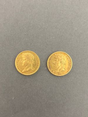 two gold sovereigns, one of which is a sovereign and the other of which is a sovereign