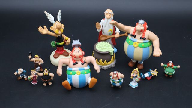  Figurines Astérix « le banquet en petit et grand modèles by Mac ...