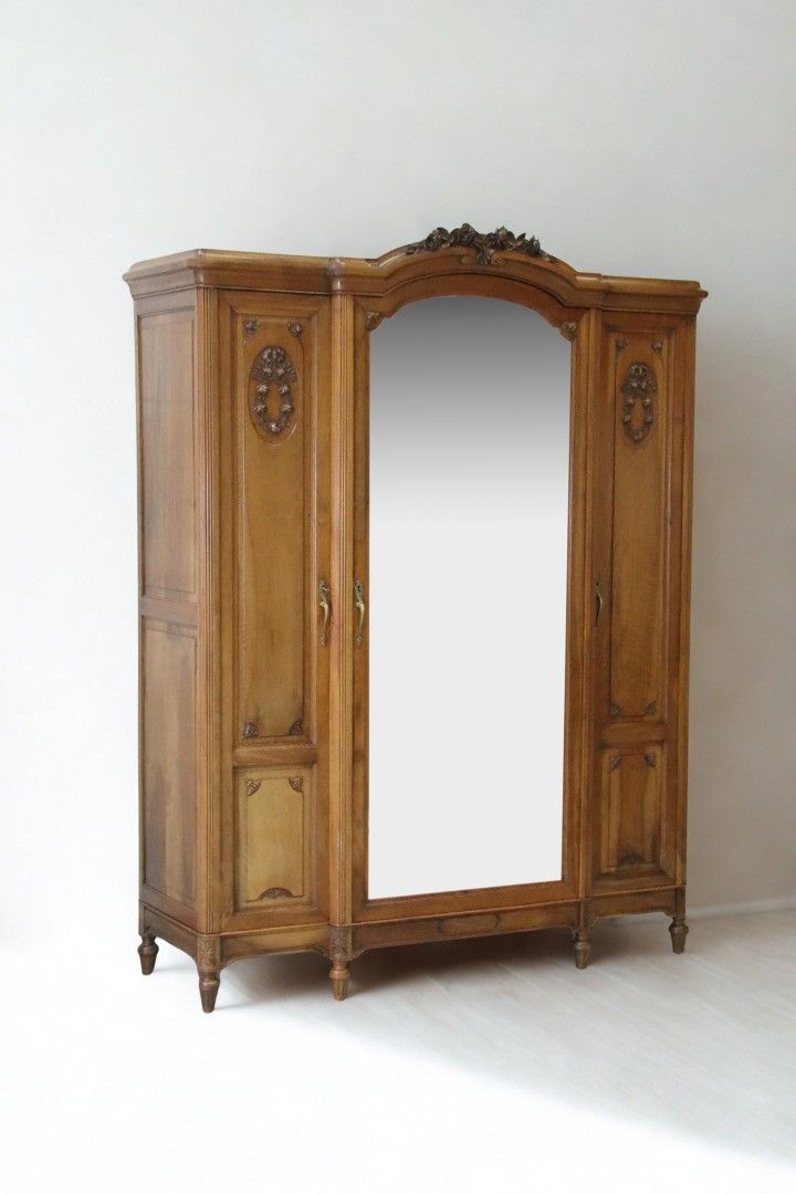 Mobilier Ancien
