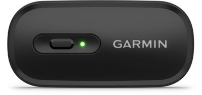 un gros plan d'un appareil Garmin sur fond blanc