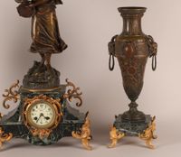 Garniture de cheminée en régule et placage de marbre décor d… (photo 3)