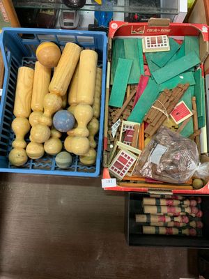 Lot : Jeu de construction et quilles