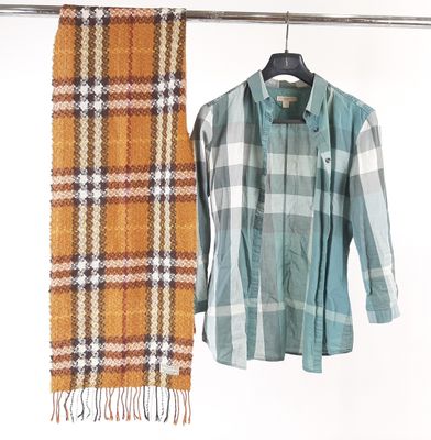 Burberry chemise en tartan vert à détail froncé en coton.