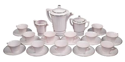 SERVICE A CAFE en fine porcelaine à pate rosée, filets argen… - Photo 1