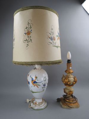 Martres Tolosane, Lampe en faïence polychrome à décor d'écha…