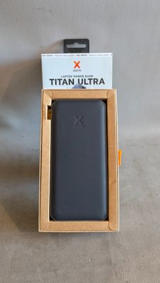 une image représentant une boîte contenant un téléphone