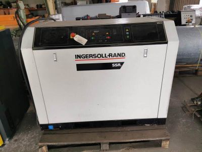 an image of a machine that is sitting on a pallet
