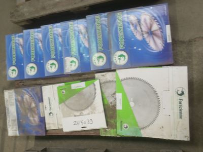 11 lames de scie FOREZIENNE, lot judiciaire, Mise à prix 50 - Photo 1