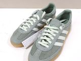 Baskets adidas Gazelle grises et blanches avec semelles en caoutchouc